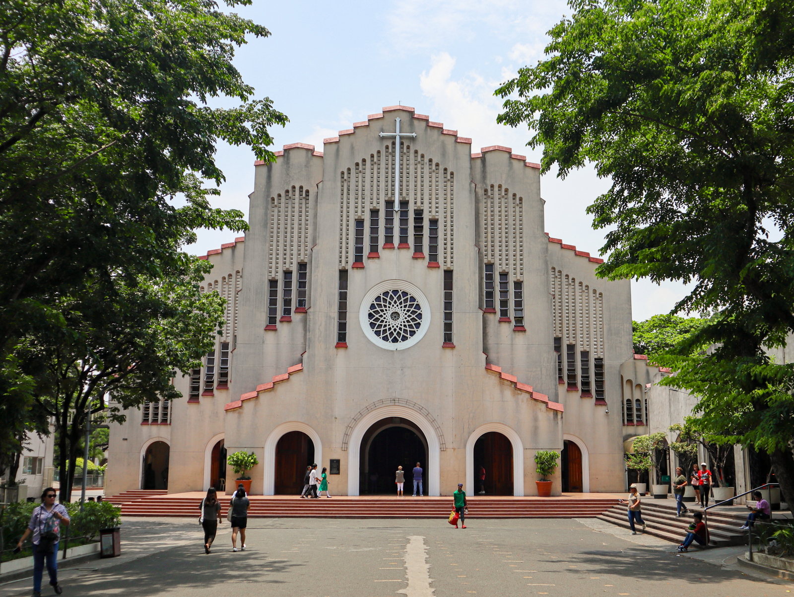 Baclaran Church (National Shrine of Our Mother of Perpetual Help) – Parañaque, Metro Manila, Philippines